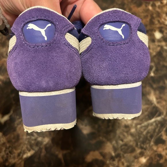 Puma Violet Athletic Shoes-size 6.5 - Picture 5 of 7